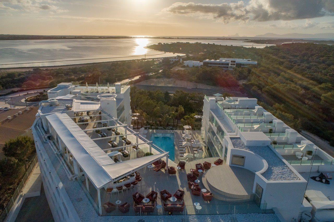 Five Flowers Hotel Formentera, Member Of Melia Collection Es Pujols Esterno foto