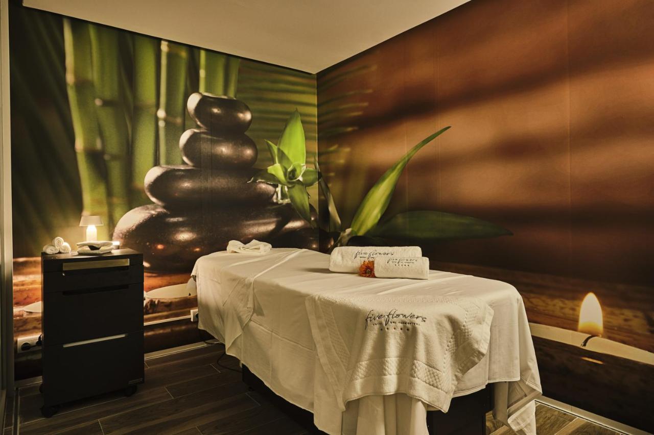 Five Flowers Hotel Formentera, Member Of Melia Collection Es Pujols Esterno foto