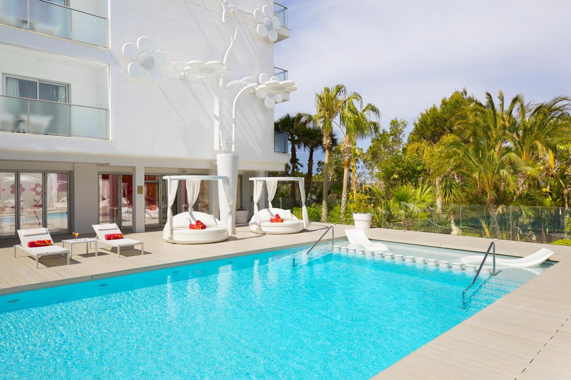 Five Flowers Hotel Formentera, Member Of Melia Collection Es Pujols Esterno foto
