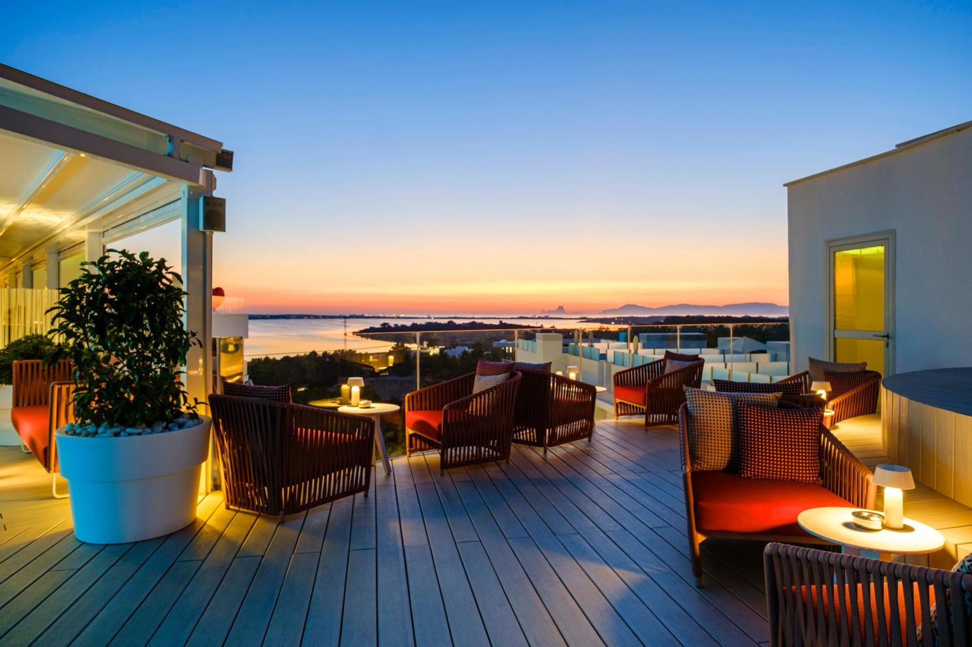 Five Flowers Hotel Formentera, Member Of Melia Collection Es Pujols Esterno foto