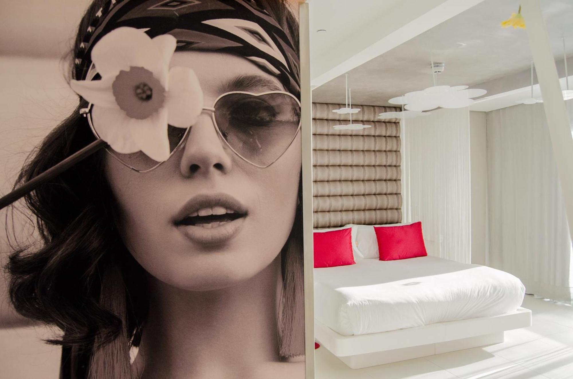 Five Flowers Hotel Formentera, Member Of Melia Collection Es Pujols Esterno foto