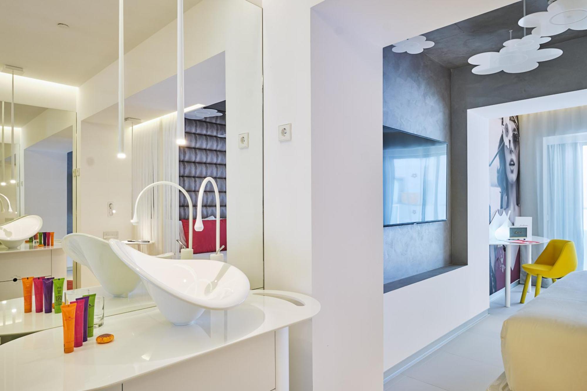 Five Flowers Hotel Formentera, Member Of Melia Collection Es Pujols Esterno foto
