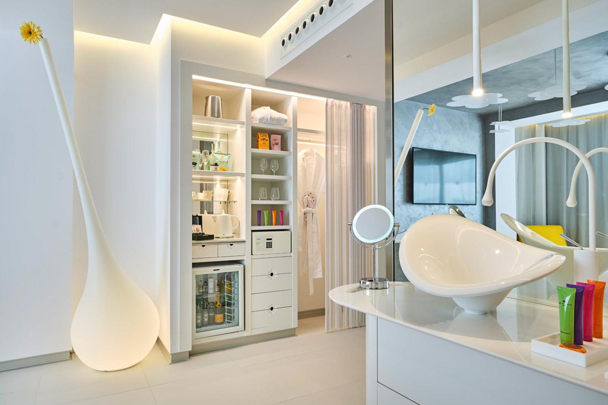 Five Flowers Hotel Formentera, Member Of Melia Collection Es Pujols Esterno foto